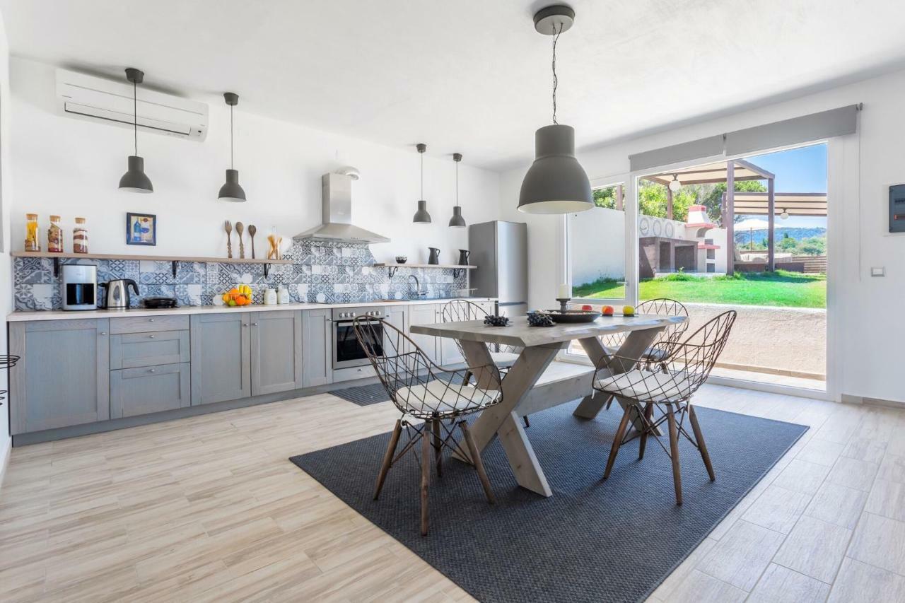 Villa Savvina Skopelos stad Exteriör bild